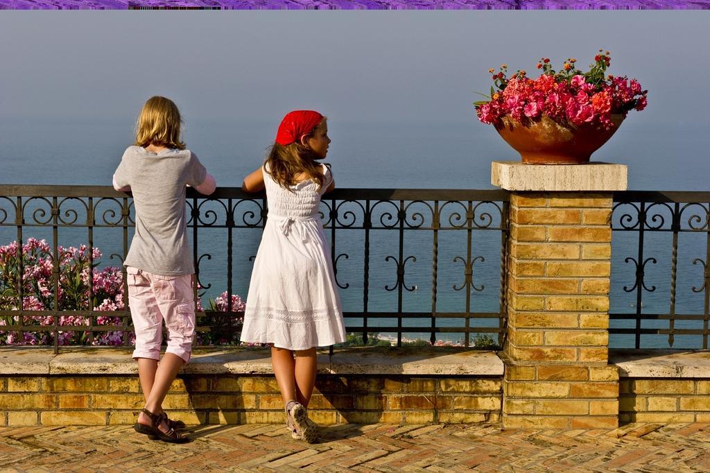 Bed and Breakfast La Neviera Nel Pozzo Offida Exterior foto